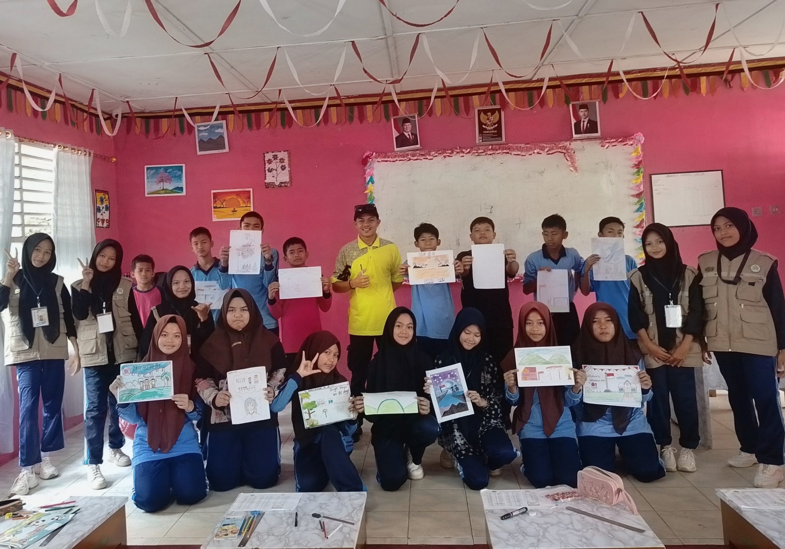 Semarak Kemerdekaan! MTsN 15 Tanah Datar Rayakan HUT RI ke-81 dengan Penuh Meriah dan Kreativitas