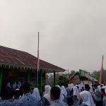 MTsN 15 Tanah Datar Kibarkan Bendera Setengah Tiang: Penghormatan atas Pengorbanan dan Sejarah yang Tidak Boleh Dilupakan