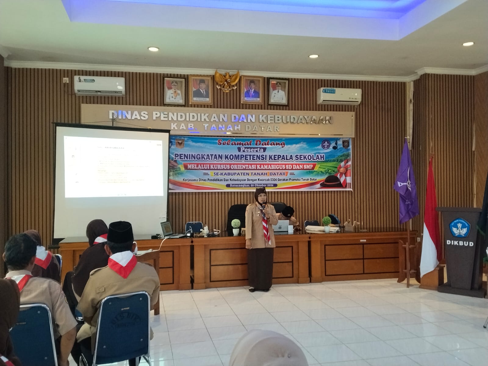 Kepala Madrasah MTsN 15 Tanah Datar Menjadi Pemateri Kepramukaan dalam Orientasi Kamabigus SD dan SMP Se-Kabupaten Tanah Datar